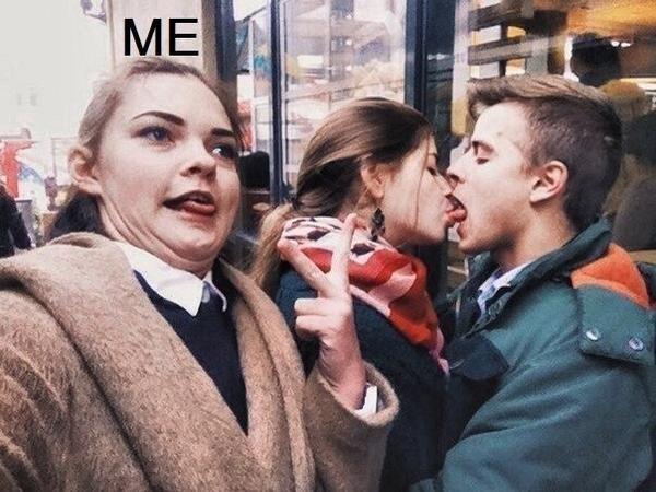 Navigating Third Wheel Situations: 8 Awkward Moments & How to Handle Them