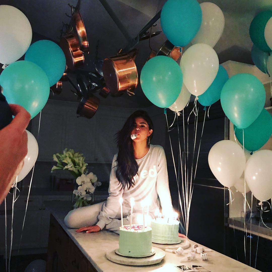 2017 s Top Instagram Moments: Celebrity Photos & Trends
