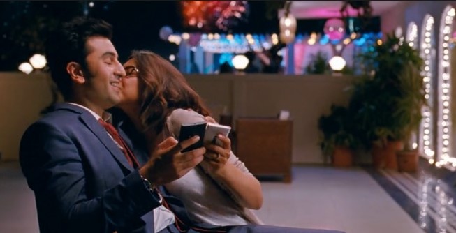 Romantic New Year s Eve Movies: Cozy & Classic Scenes