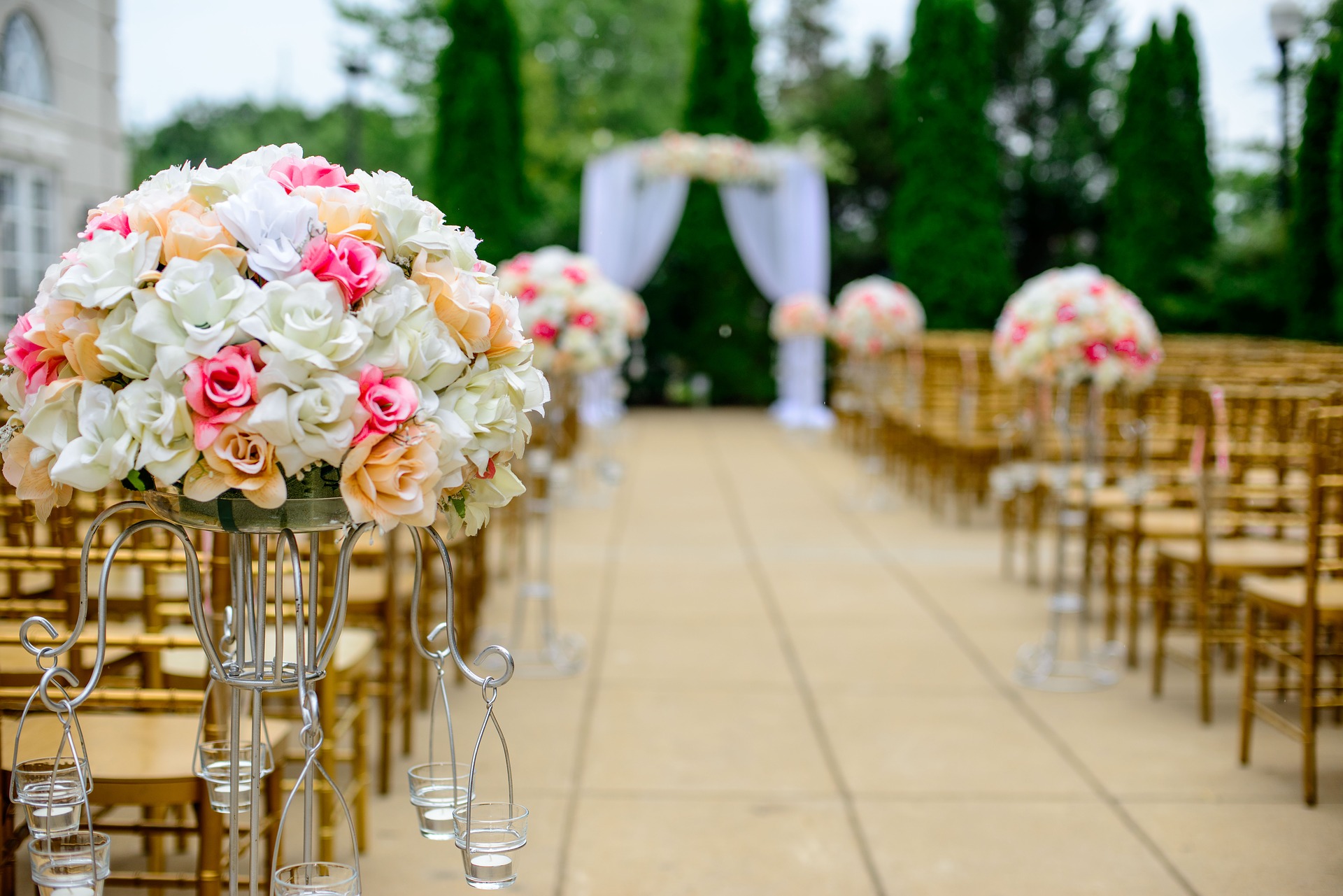 Wedding Plans & Zodiac Signs: What Your Stars Reveal