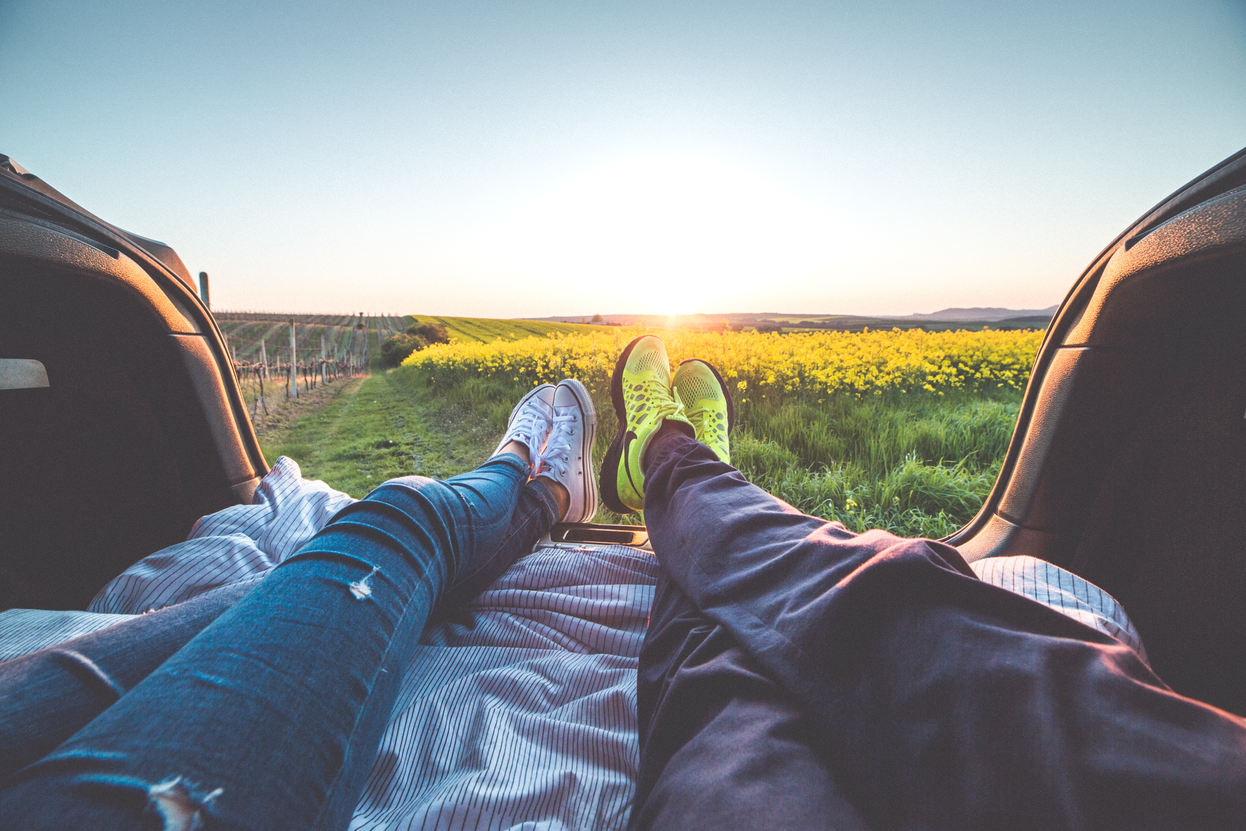 8 Ways to Rekindle Connection with Your Partner This Weekend