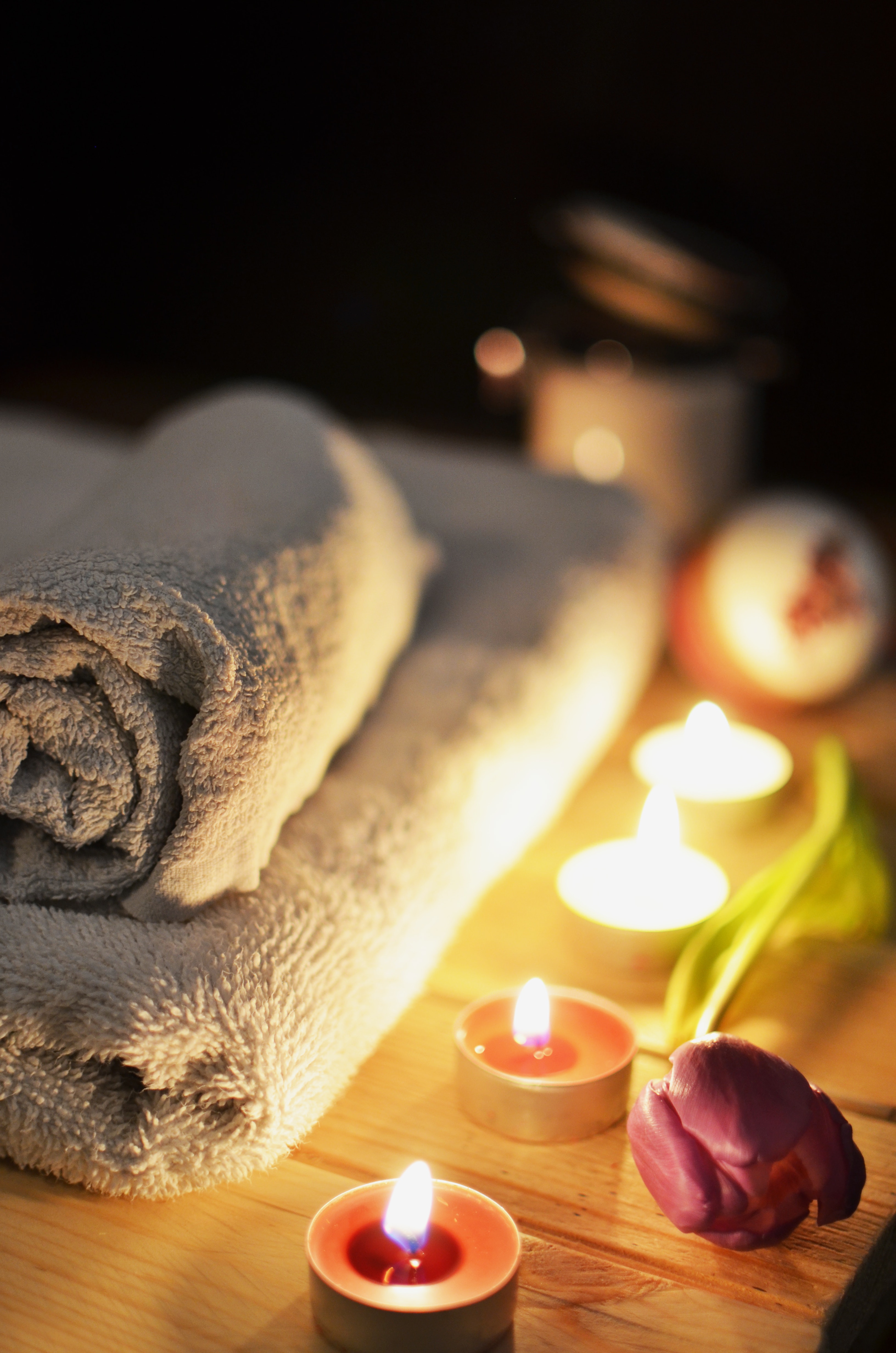 8 Ways to Rekindle Connection with Your Partner This Weekend