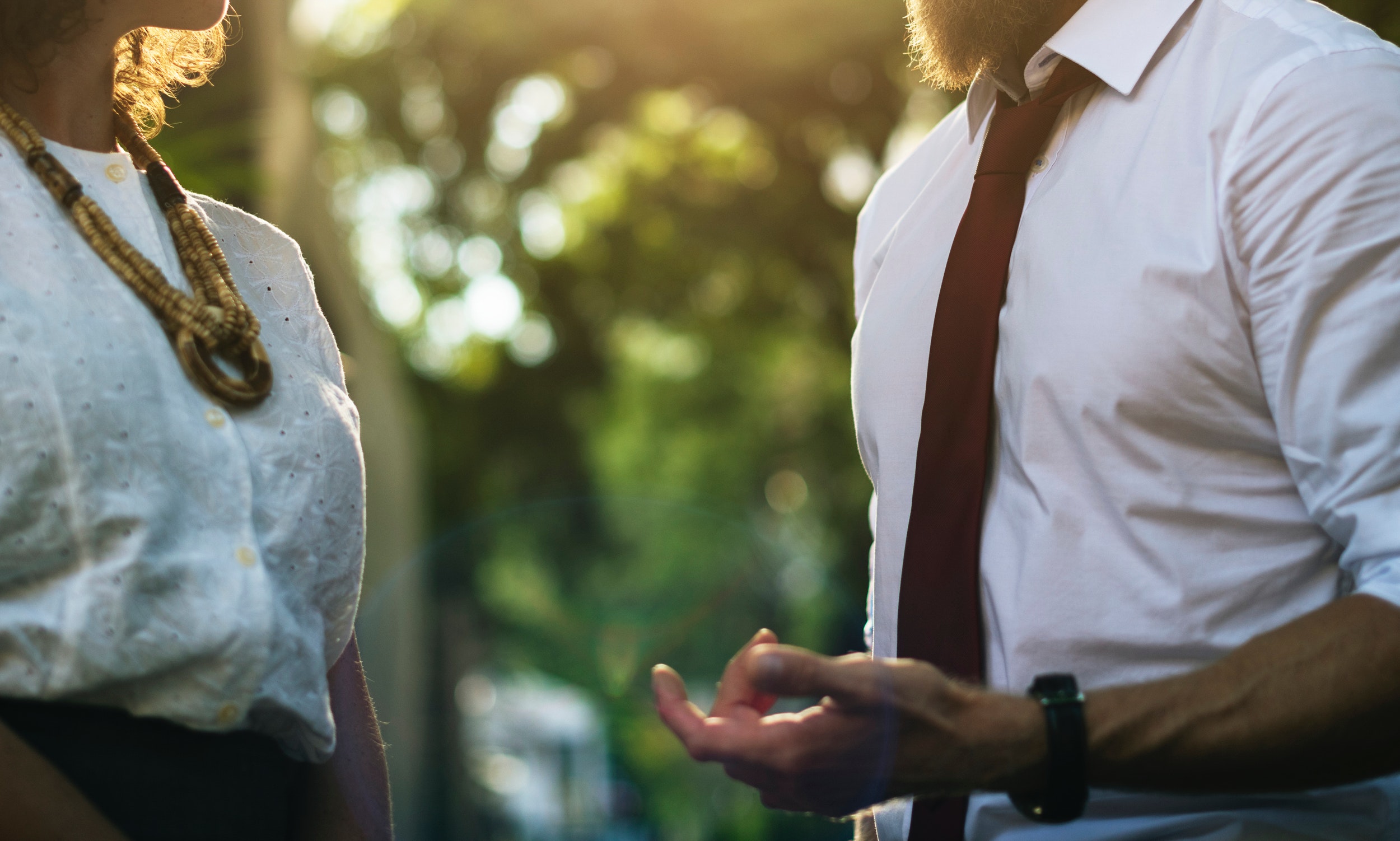 Recognizing Emotional Abuse: 5 Signs of a Controlling Boyfriend