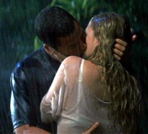 Romantic Movies for Rainy Days: 8 Hollywood Classics to Enjoy During Monsoon Season