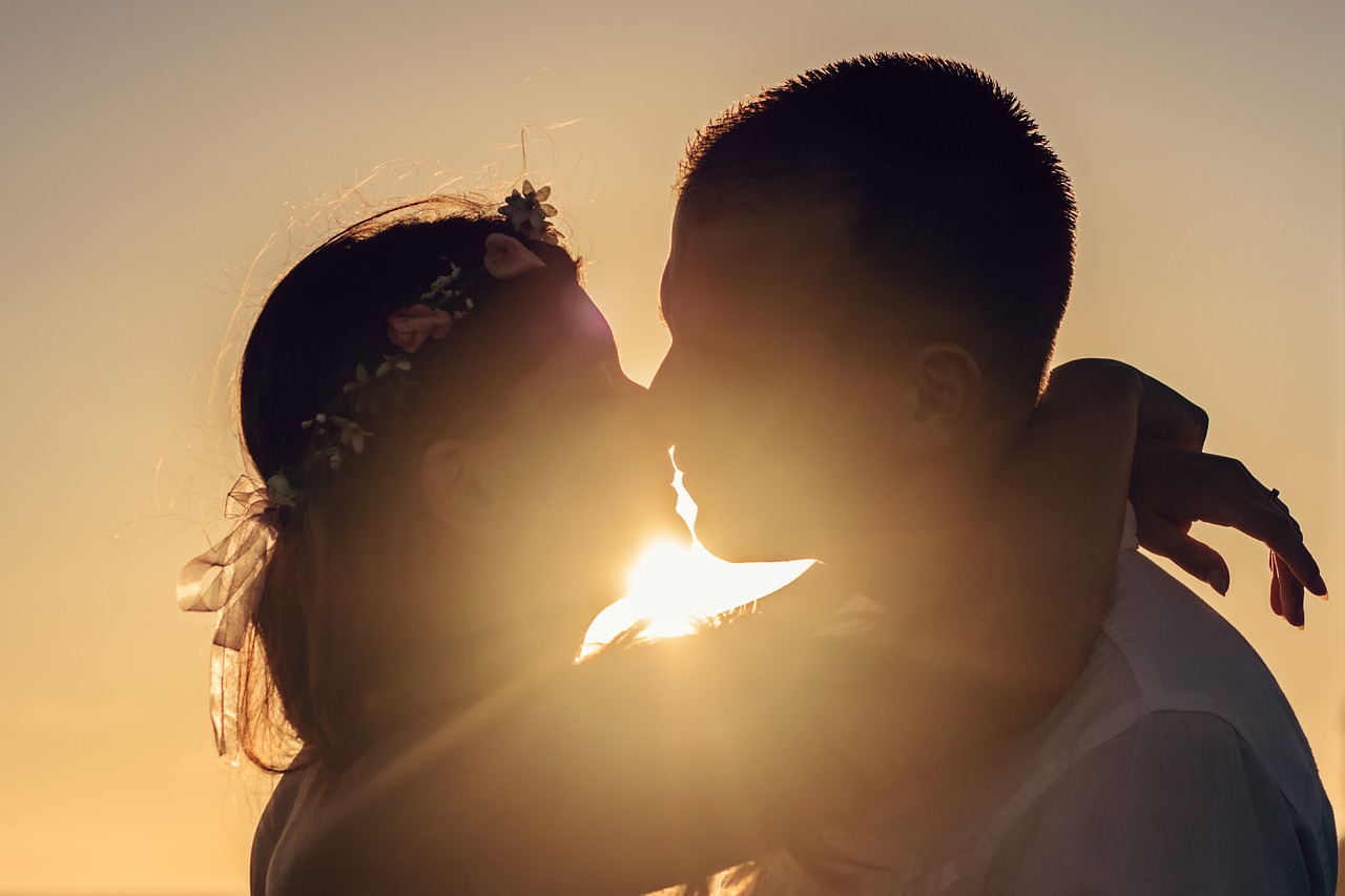 Navigating Open Relationships: Essential Rules for Healthy Non-Monogamy
