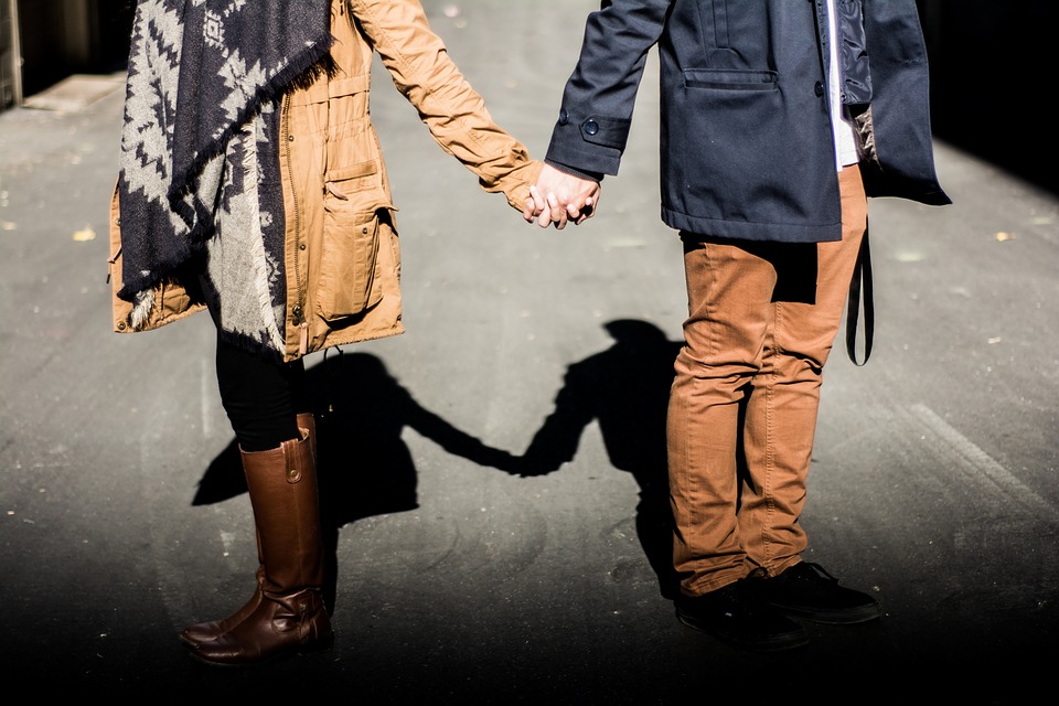 Dating a Virgo: Understanding the Pros & Cons of a Virgo Relationship