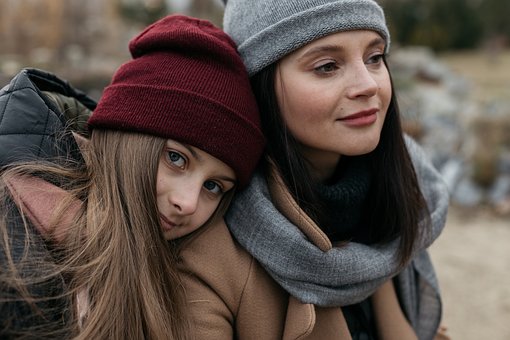Mom as Best Friend: Recognizing the Signs of a Deep Bond