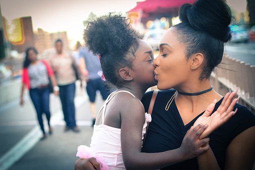 Mom as Best Friend: Recognizing the Signs of a Deep Bond