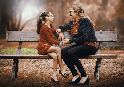 Mom as Best Friend: Recognizing the Signs of a Deep Bond
