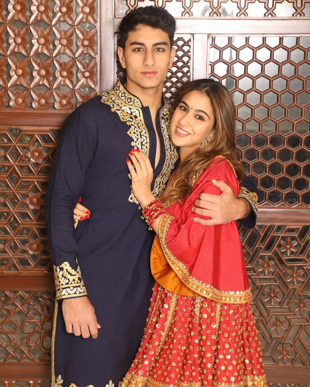 Bhai Dooj 2019: Heartfelt Wishes, Images & Messages for Your Brother