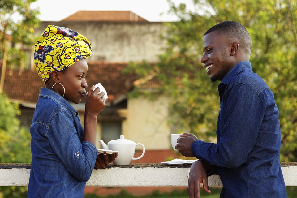 Healthy Communication in Relationships: 6 Essential Tips