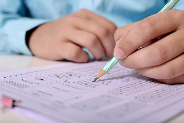 Reducing Exam Stress in Children: A Parent s Guide