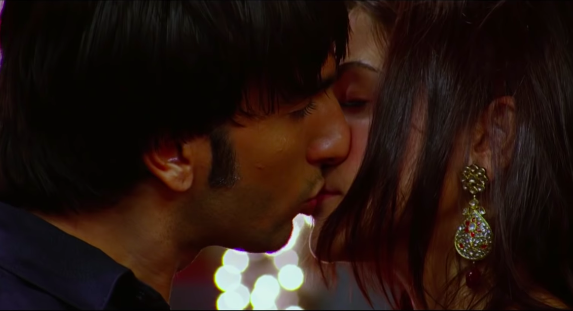 Top 5 Iconic Bollywood Kisses: A Romantic Journey