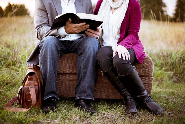 Understanding Aquarius Women: A Guide to Love & Relationships
