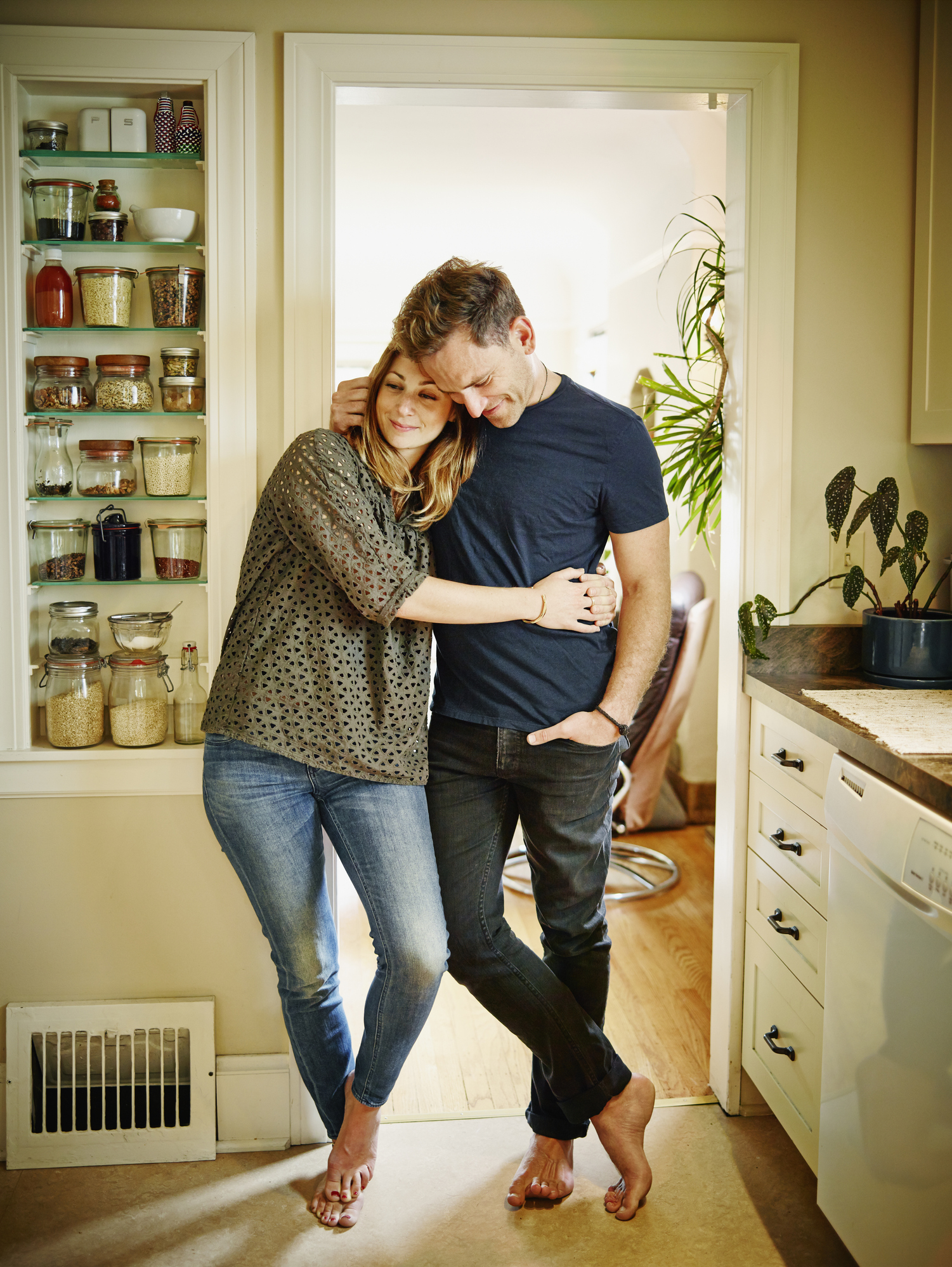 How to Request Space in a Relationship Without Hurt: Expert Tips