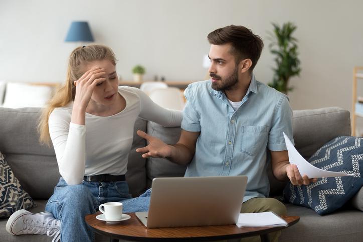 Recognizing Emotional Insensitivity in Relationships: 7 Key Signs