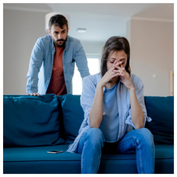 Recognizing Emotional Insensitivity in Relationships: 7 Key Signs