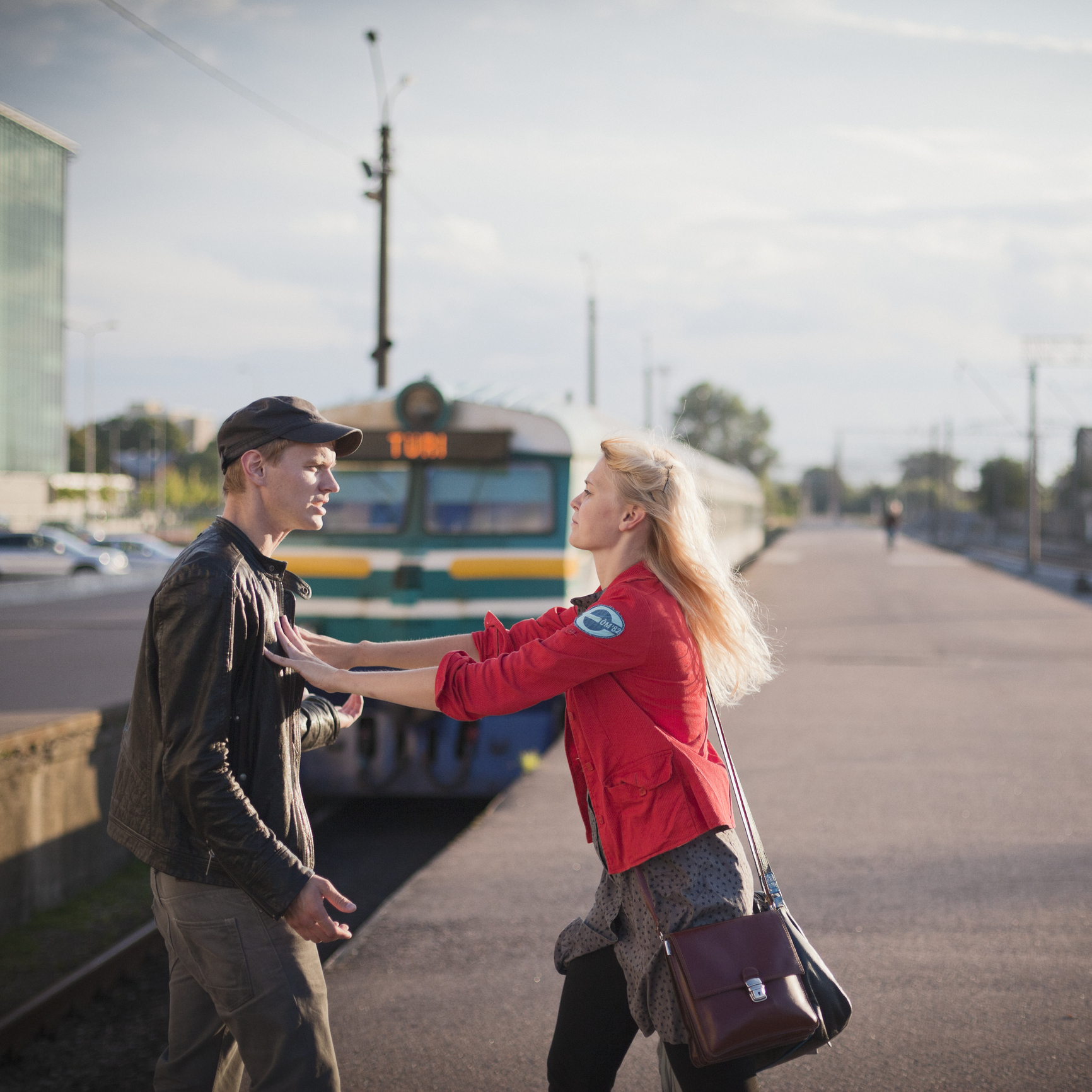 Recognizing Verbal Abuse: 7 Warning Signs & What to Do