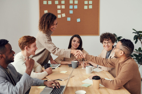 Navigating Workplace Relationships: Strategies for Spouses Working Together