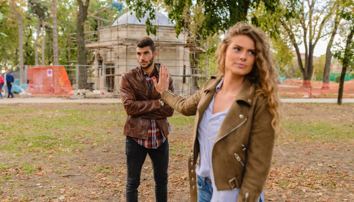 Is Your Relationship Failing? 6 Warning Signs It s Time to Re-evaluate