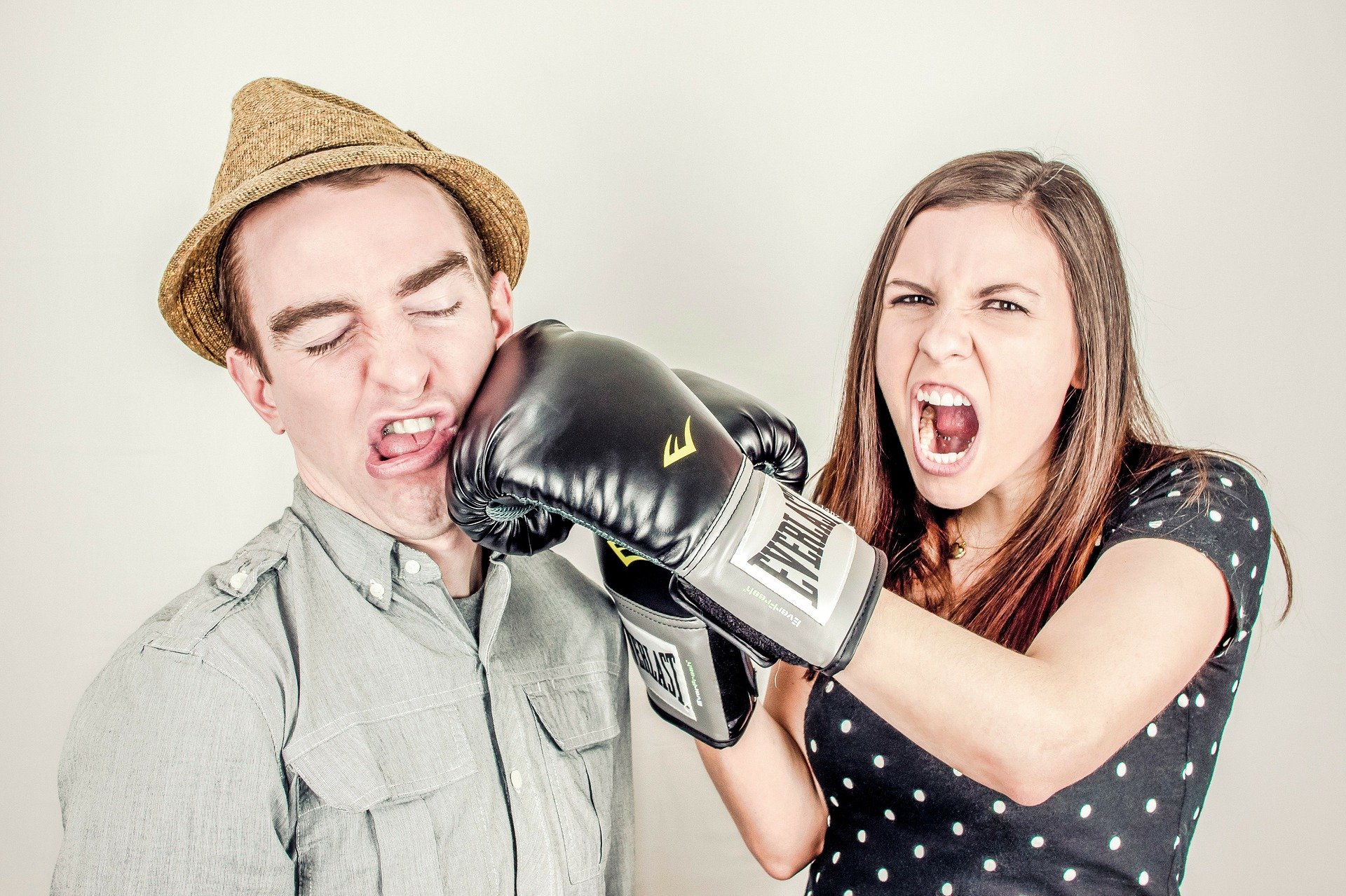 Healthy Conflict Resolution: 8 Tips to De-escalate Arguments with Your Partner
