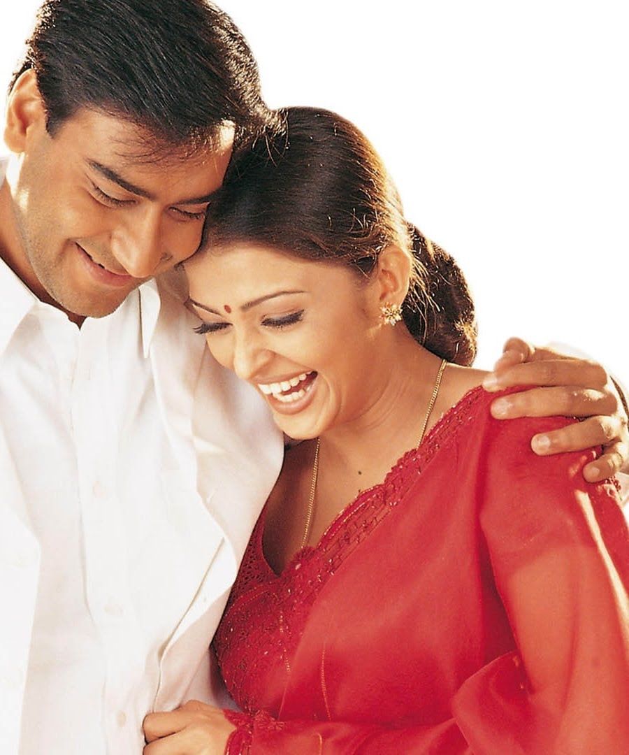 Timeless Bollywood Romance: 5 Iconic Dialogues to Rekindle Love