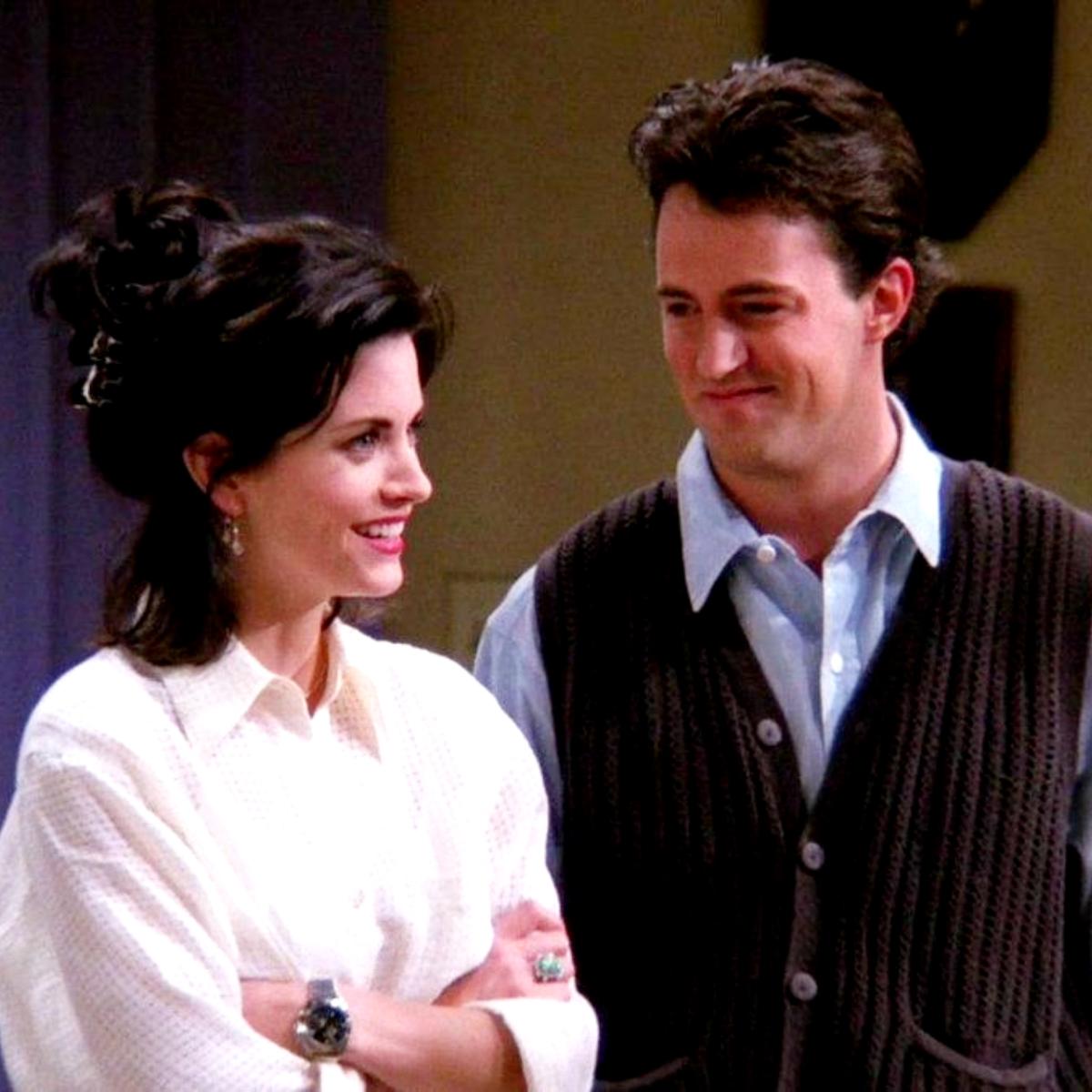 Monica & Chandler vs. Ross & Rachel: Why Everyone Favored the  Friends  Couple