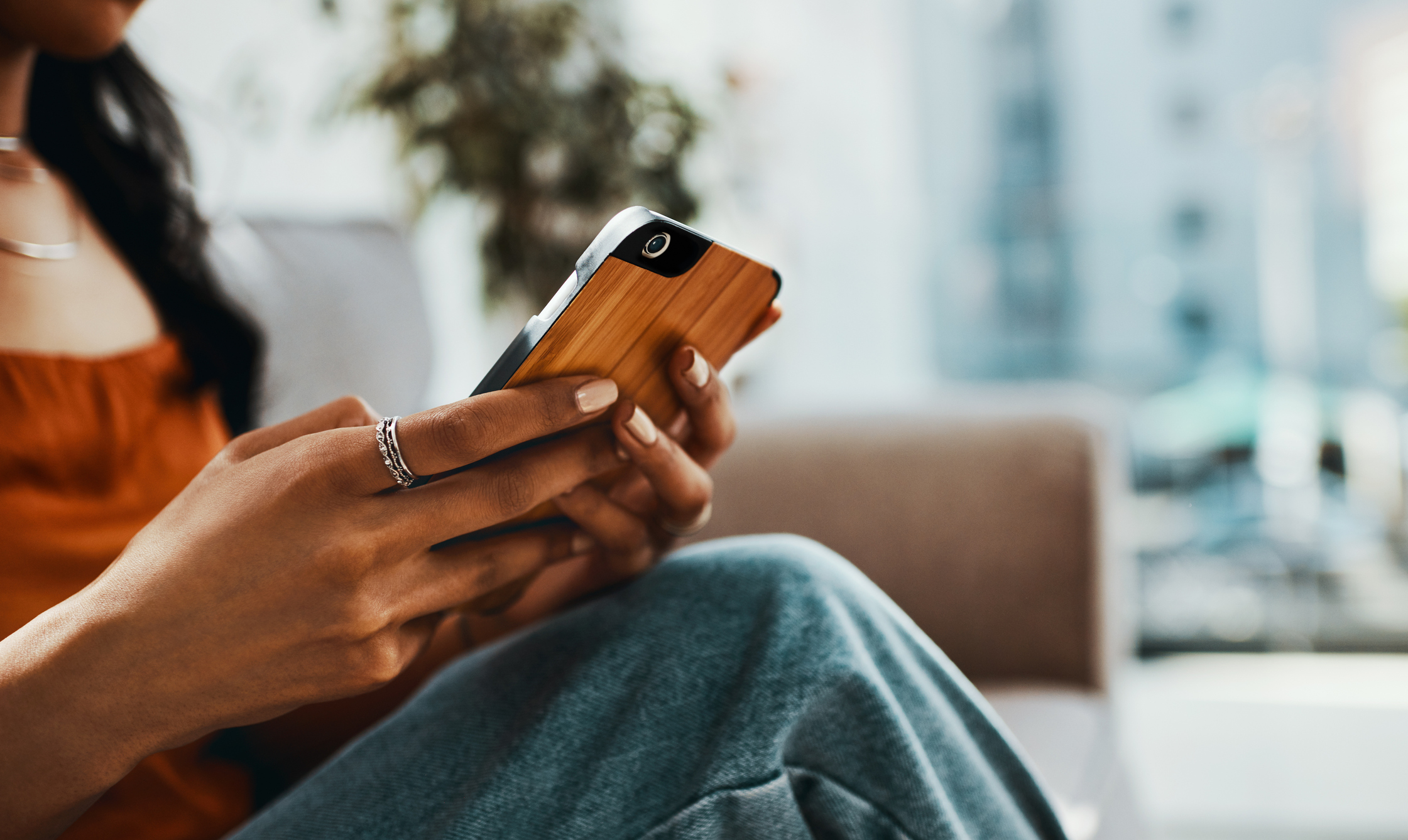 Boost Your Online Dating Profile: 5 Proven Tips to Attract Matches