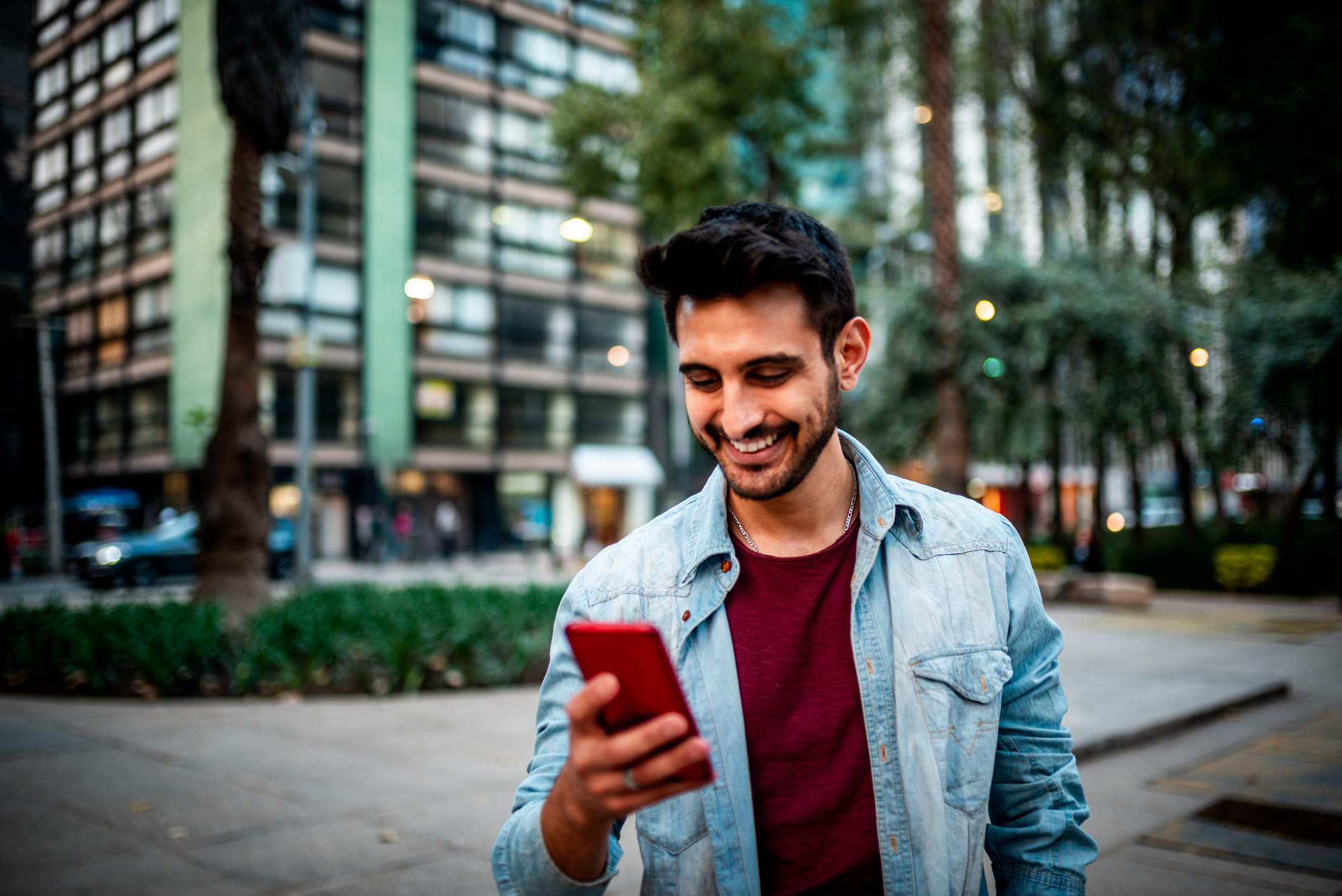 Boost Your Online Dating Profile: 5 Proven Tips to Attract Matches