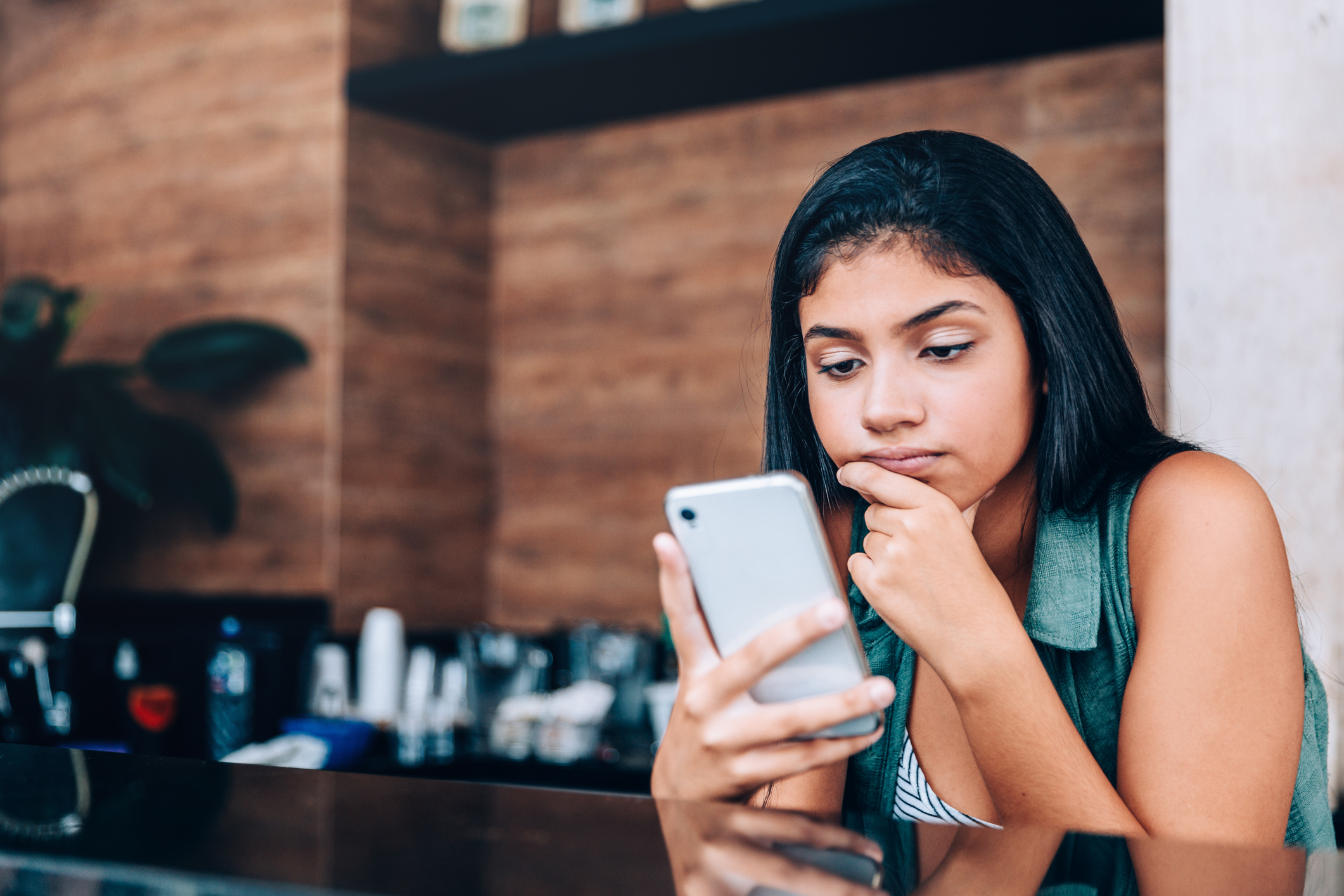 Understanding Ghosting: 5 Signs Someone Is Ending Communication