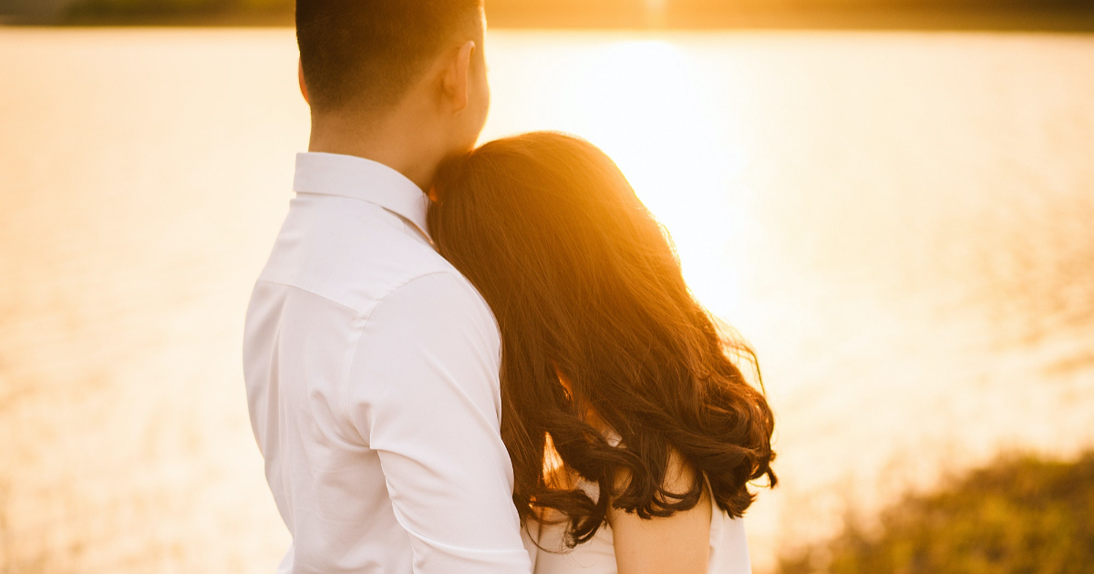 Deeply Loving Zodiac Signs: Which Signs Prioritize Lasting Love?