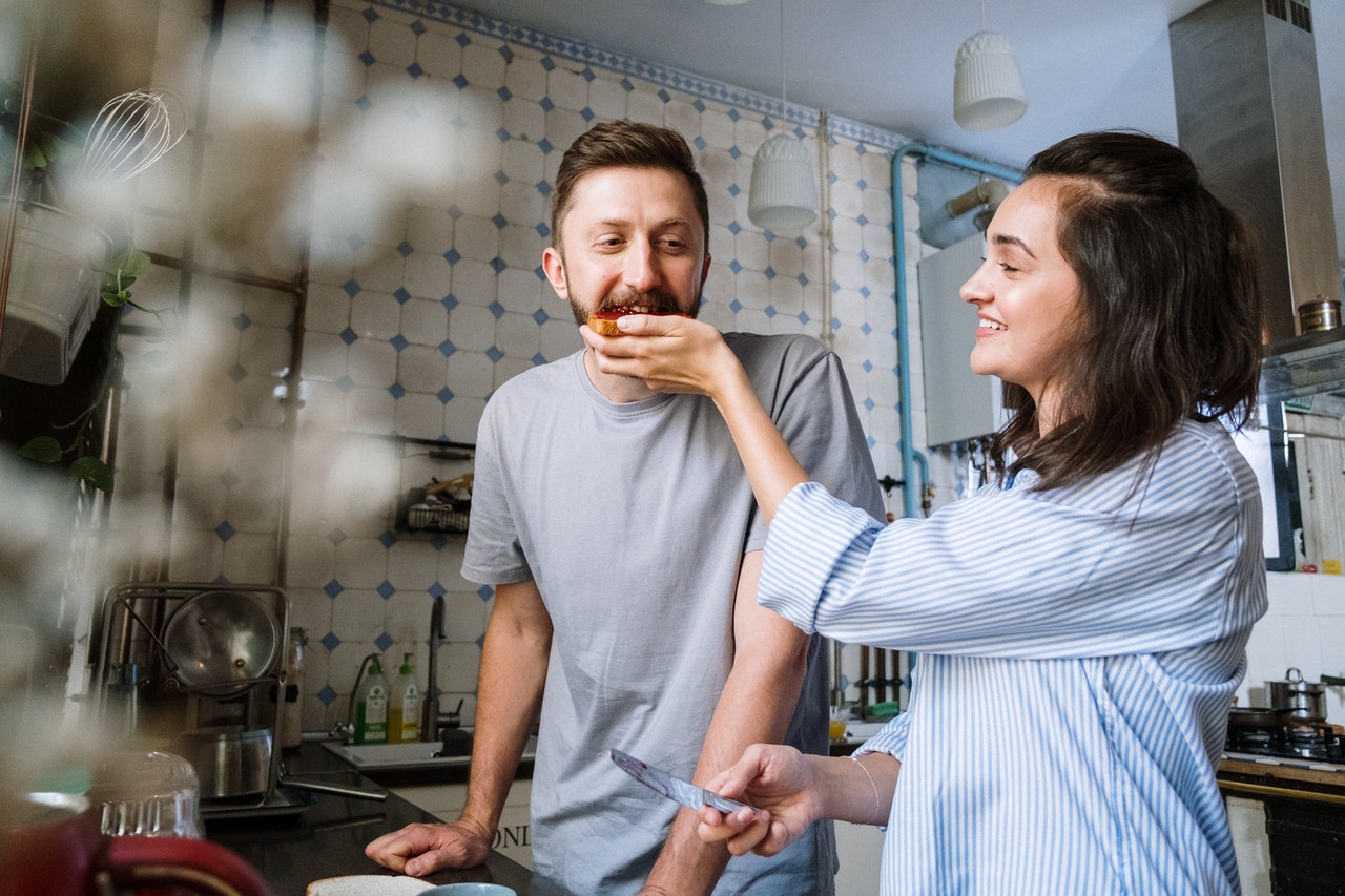 Cultivating Healthy Love: 6 Ways to Prioritize Self-Love and Authentic Connection