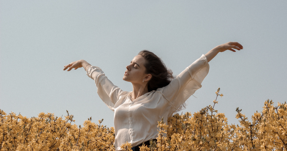 Navigating Relationships in Your 20s: 5 Reasons to Prioritize Self-Discovery