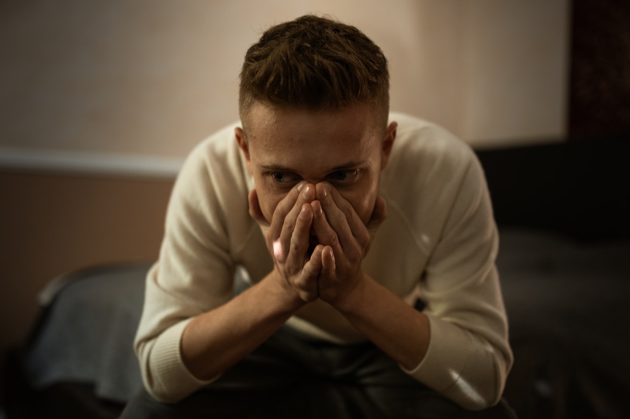 Gaslighting in Relationships: 8 Warning Signs & How to Break Free