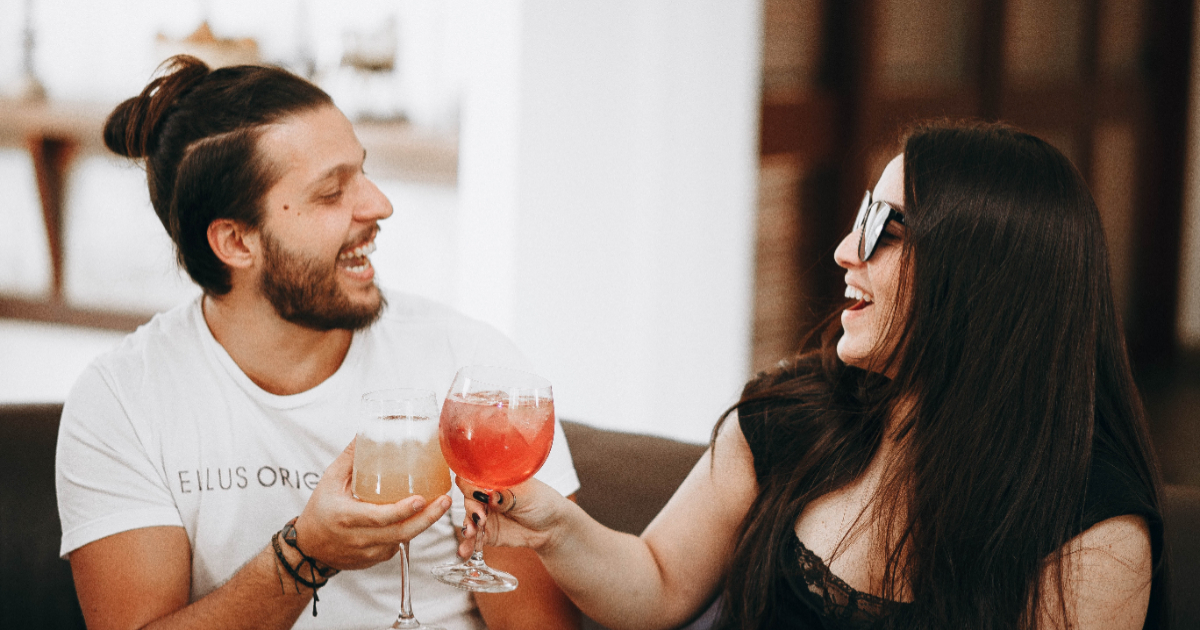 Navigating Modern Dating: 5 Ways to Cultivate Meaningful Connections