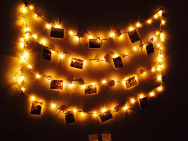 Romantic Home Decor: 5 Valentine s Day Ideas for Staying In