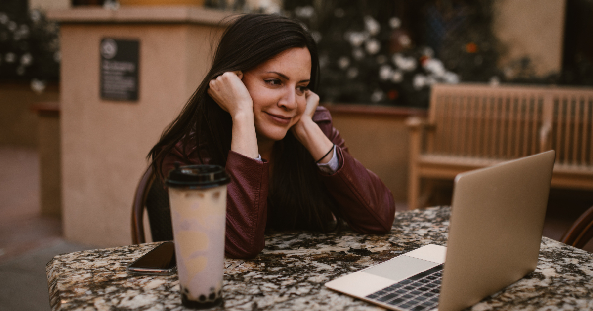 Maintaining Long-Distance Relationships: 4 Proven Tips for Success