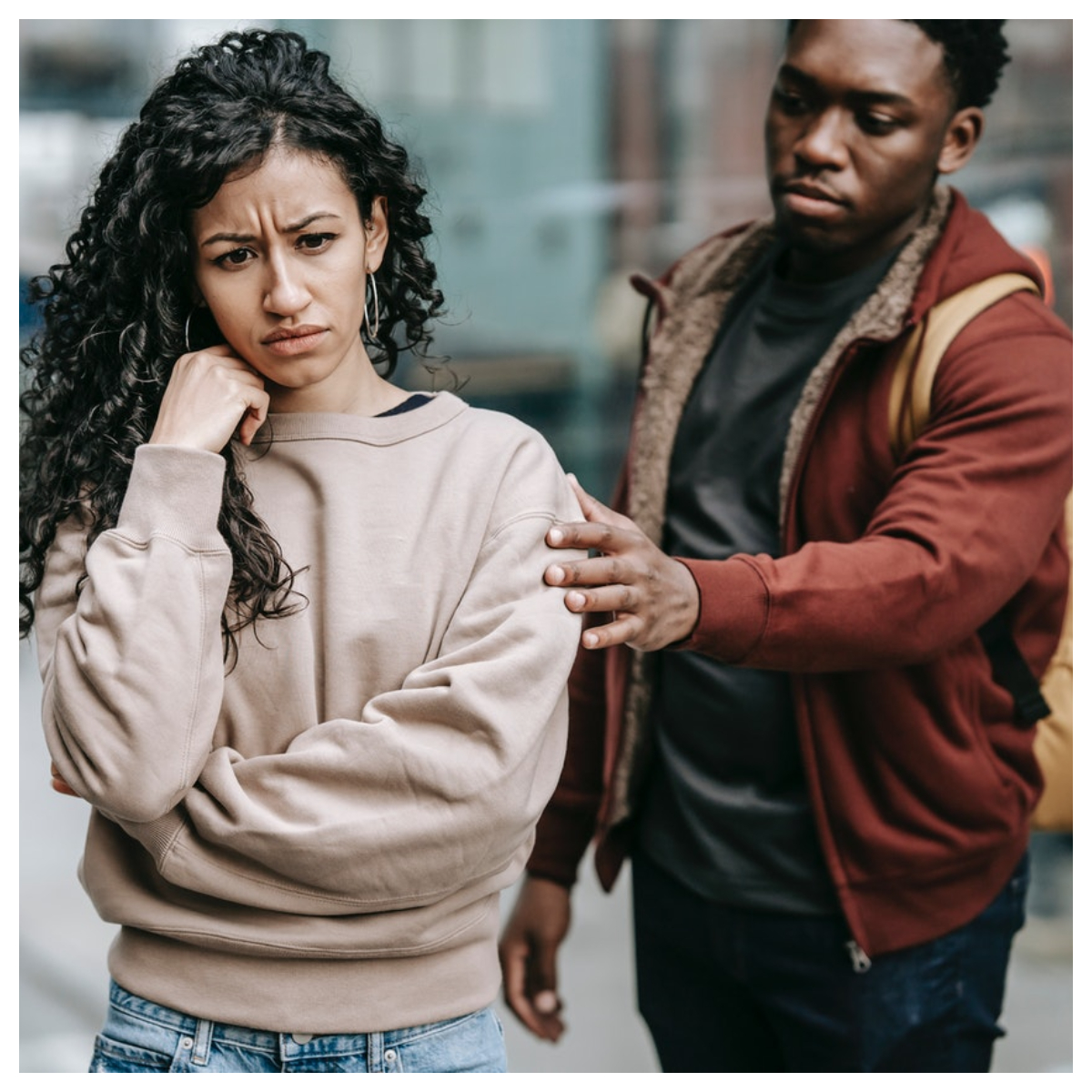 Recognizing Red Flags: 4 Signs You Might Be With the Wrong Person