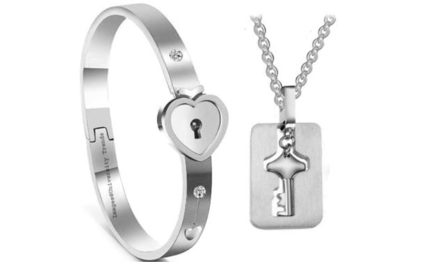 5 Must-Have Couple Gifts to Celebrate Your Love