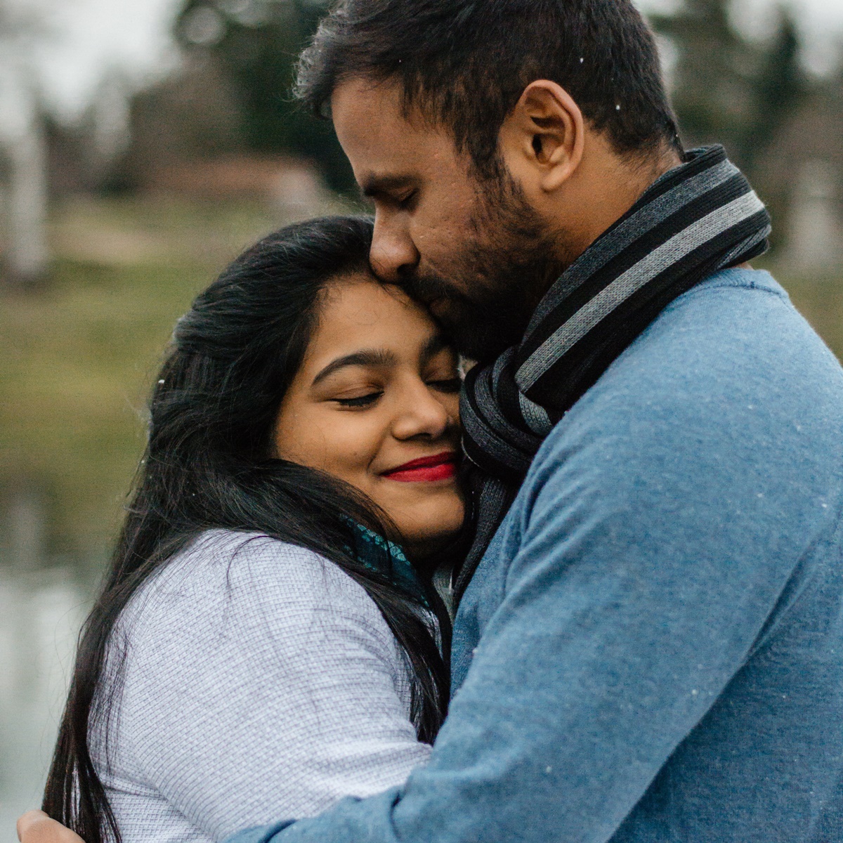 Navigating Age Gaps in Relationships: Building a Strong Foundation