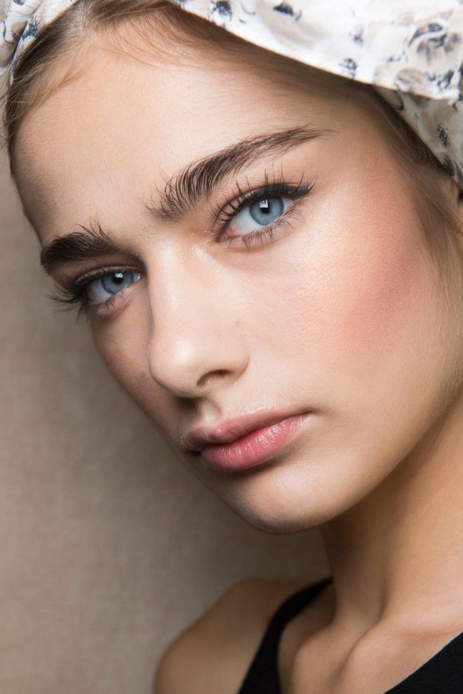 Mastering Eye Makeup: A Simple Guide for Beginners