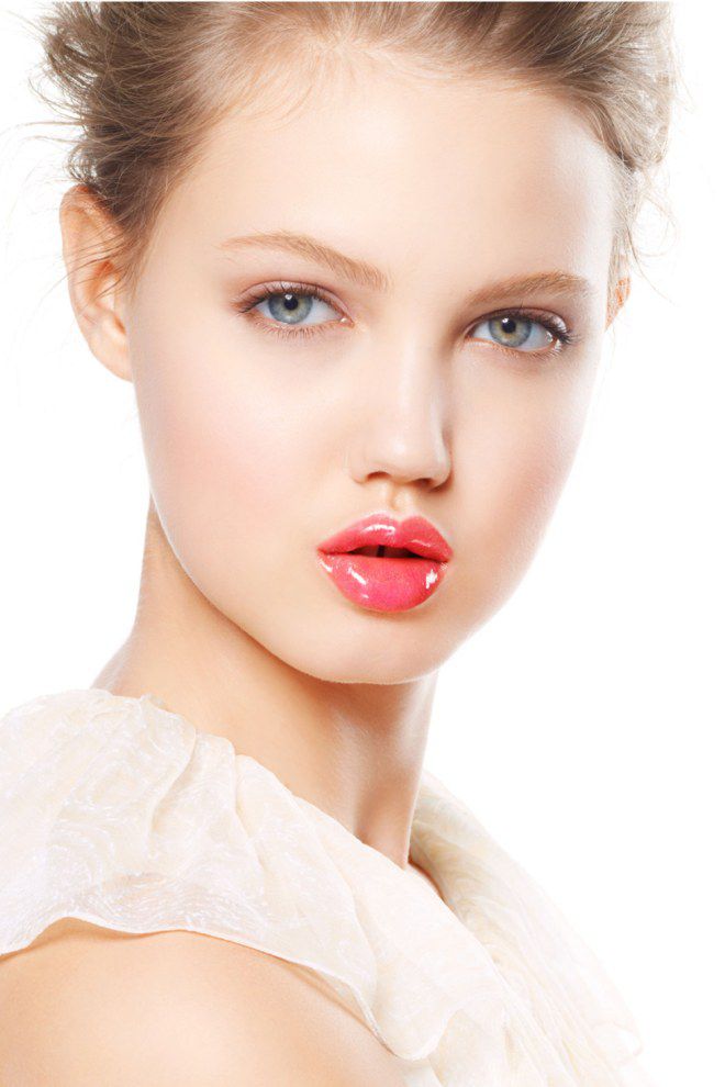 Mastering Eye Makeup: A Simple Guide for Beginners