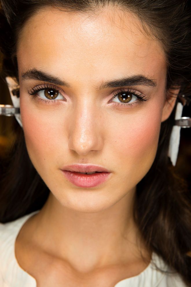 Mastering Eye Makeup: A Simple Guide for Beginners