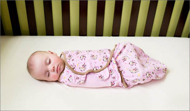 Swaddling Newborns: Benefits, Techniques & Modern Relevance