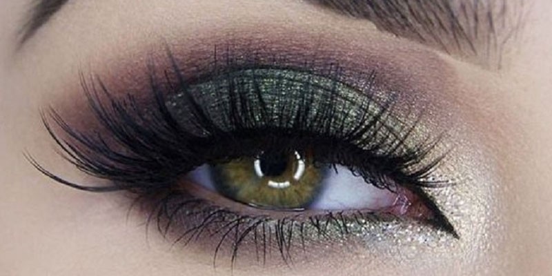 Green Eyeshadow Looks: Enhance Your Emerald & Olive Eyes - Tutorial & Tips