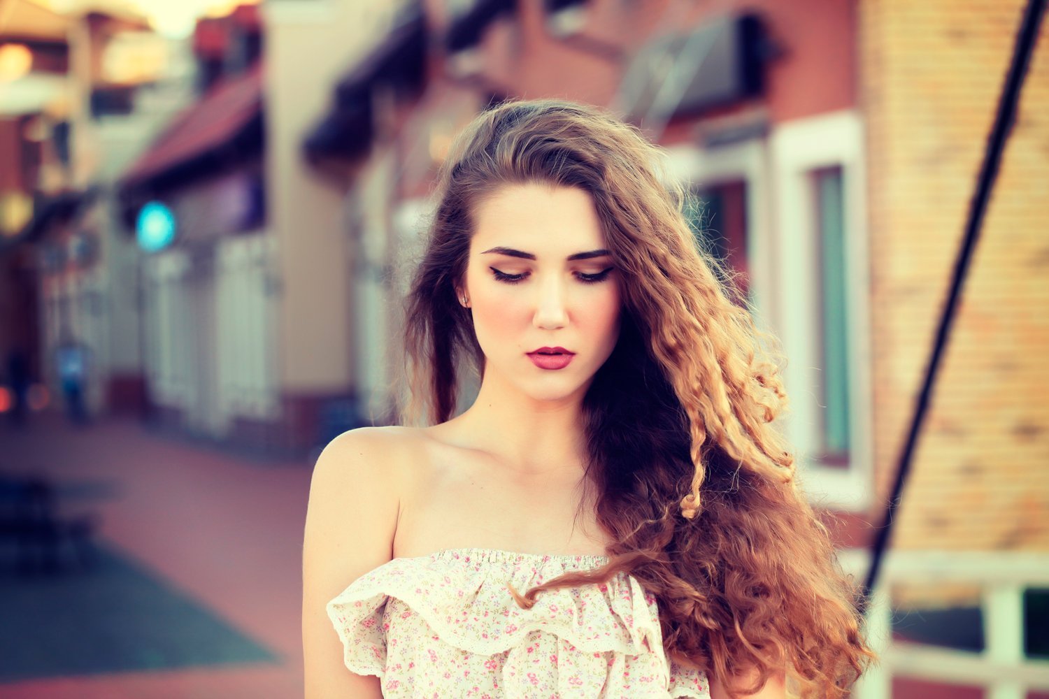 Long Hair Hairstyles & Styling: Ideas & Care Tips
