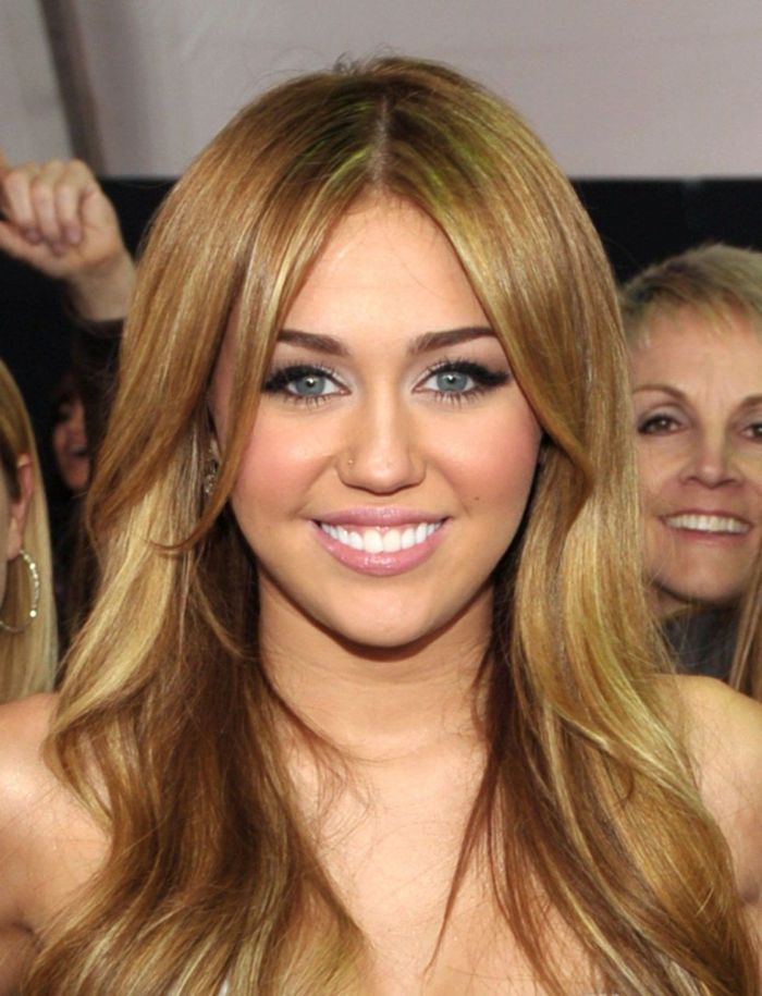 Long Hair Hairstyles & Styling: Ideas & Care Tips
