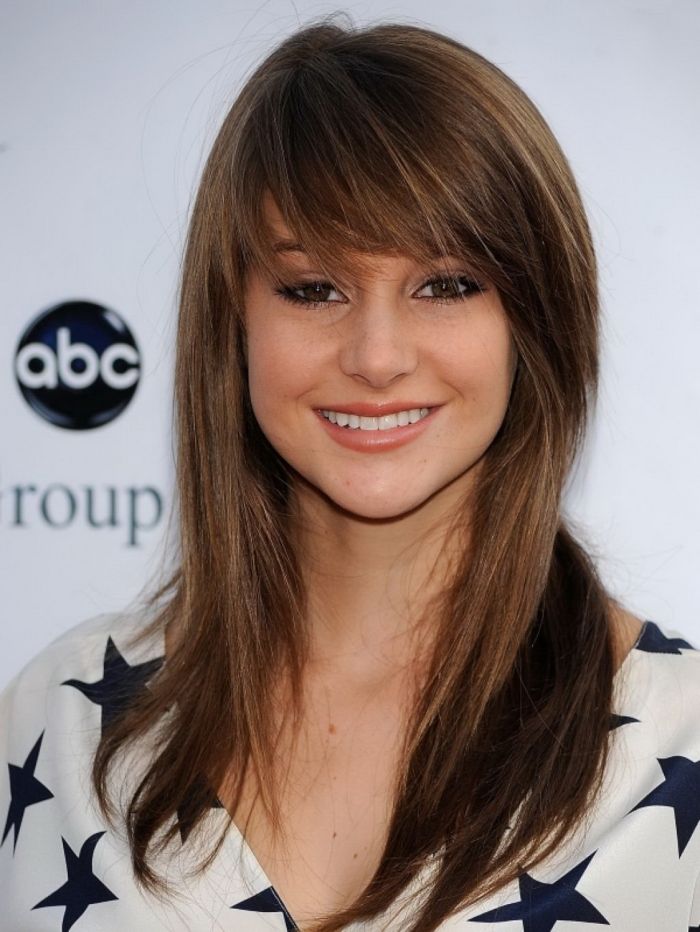 Long Hair Hairstyles & Styling: Ideas & Care Tips