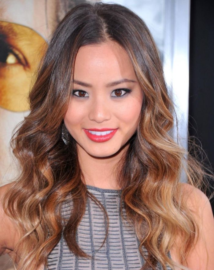 Long Hair Hairstyles & Styling: Ideas & Care Tips