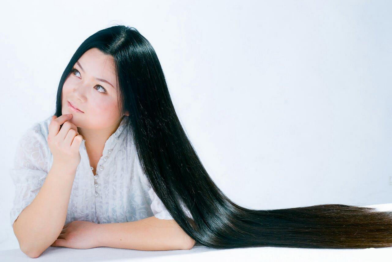 Long Hair Hairstyles: Elegant Buns & Chic Styles for Every Occasion